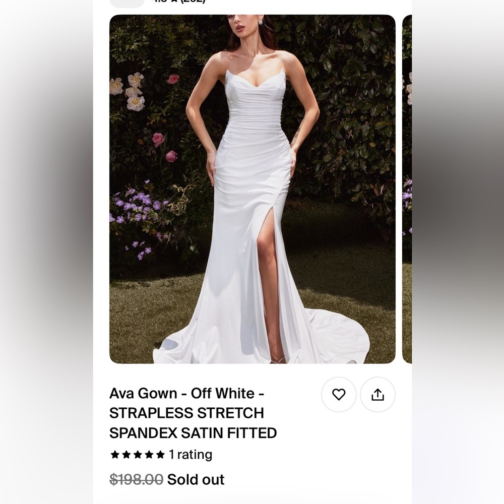 Elegant Off-White Strapless Gown - Picture 3 of 6